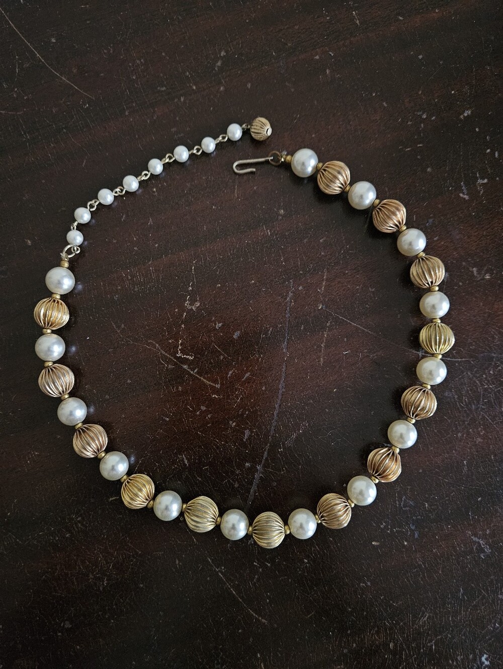 Vintage Faux Pearl Gold Ribbed Fluted Bead Choker Necklace Coquette Old Money
